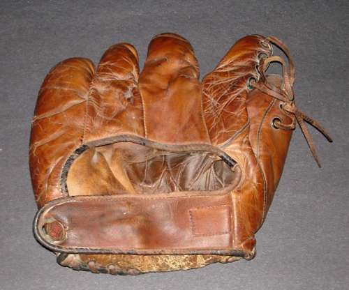 Babe Ruth Spalding 222-29 Back